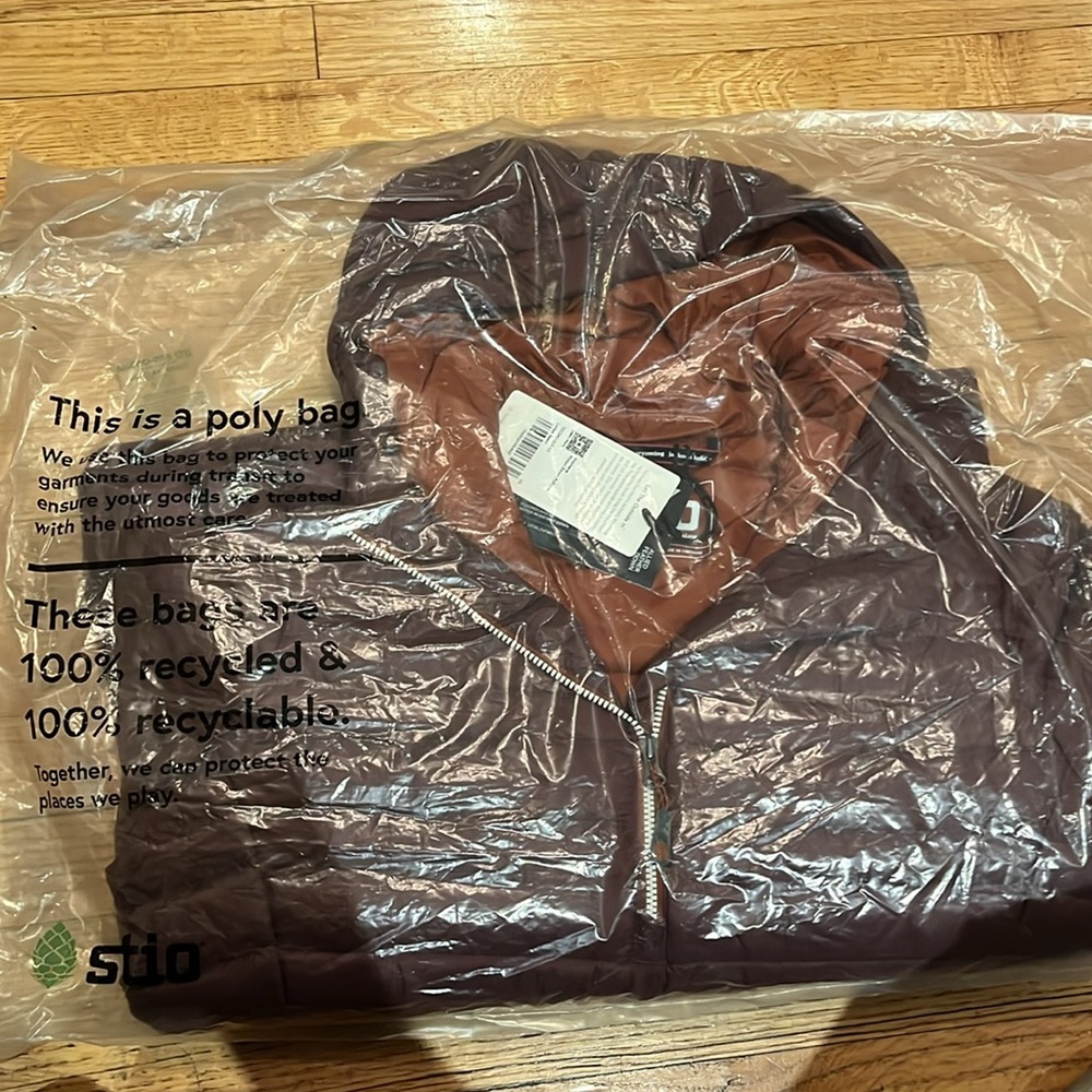 Women's Pinion Down Pullover New - Picture 13 of 17